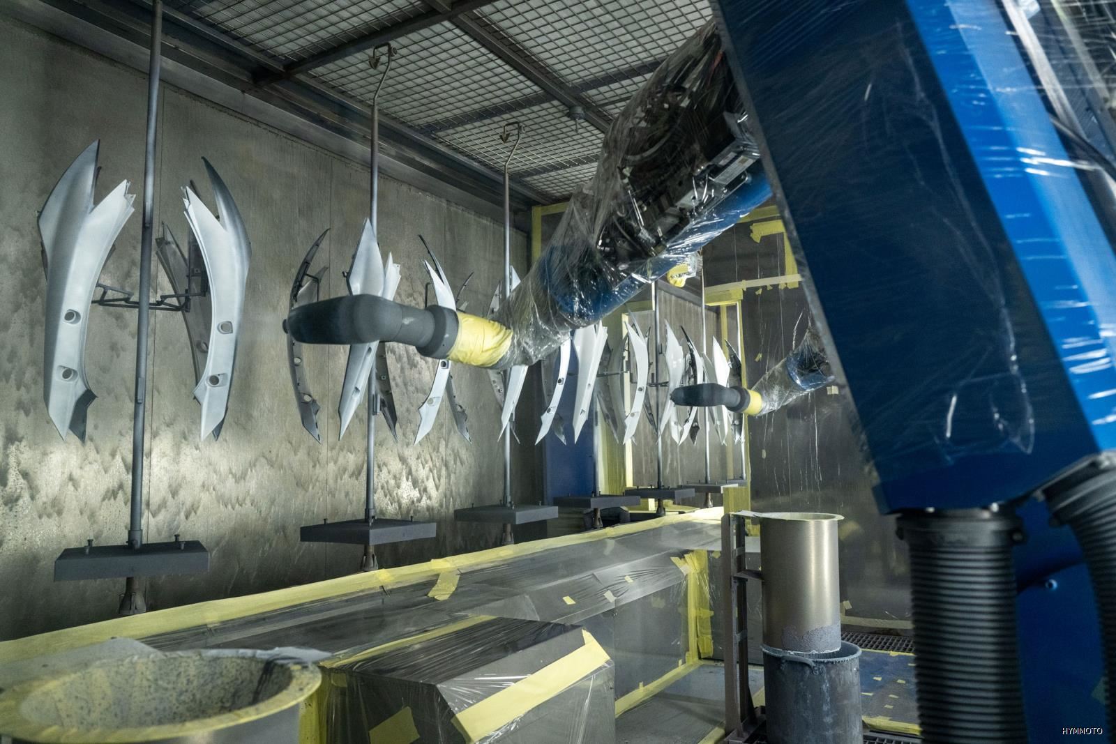 圖三_台灣山葉導入機械手臂自動噴塗_可對應多種角度均勻噴塗,提高良率與塗裝品質.jpg 圖三_台灣山葉導入機械手臂自動噴塗_可對應多種角度均勻噴塗,提高良率與塗裝品質.jpg