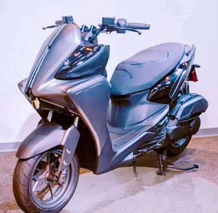 車訊｜TFT儀表、內建導航？白牌旗艦速克達YAMAHA Augur快來了？！ - HYMMOTO.TW 車輛情報