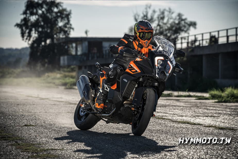 車訊｜橘色ADV王者！2023 KTM 1290 Super Adventure S發表！ HYMMOTO.TW 車輛情報